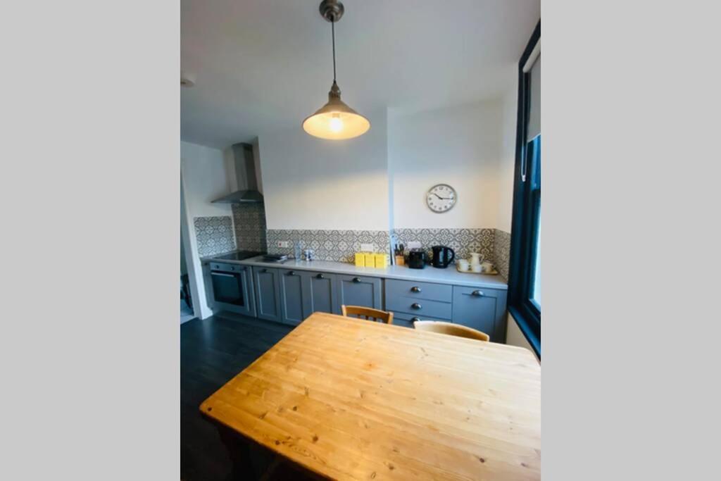 Beautiful First Floor Apartment In St Leonards Екстериор снимка